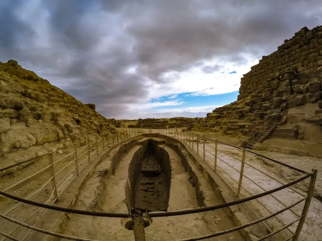 Location where Solar Boat of king Khufu was found near Khufu's Pyramid